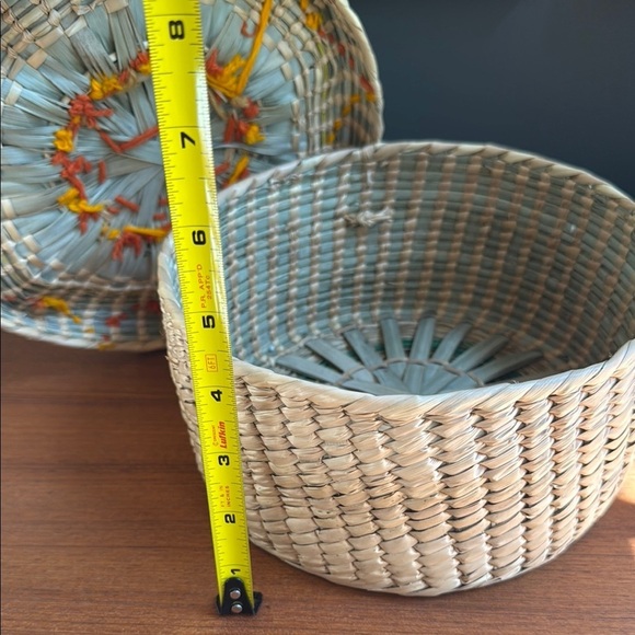 Vintage Sunburst Accent Basket with Warm Tones handmade Mcm wicker - Picture 4 of 8